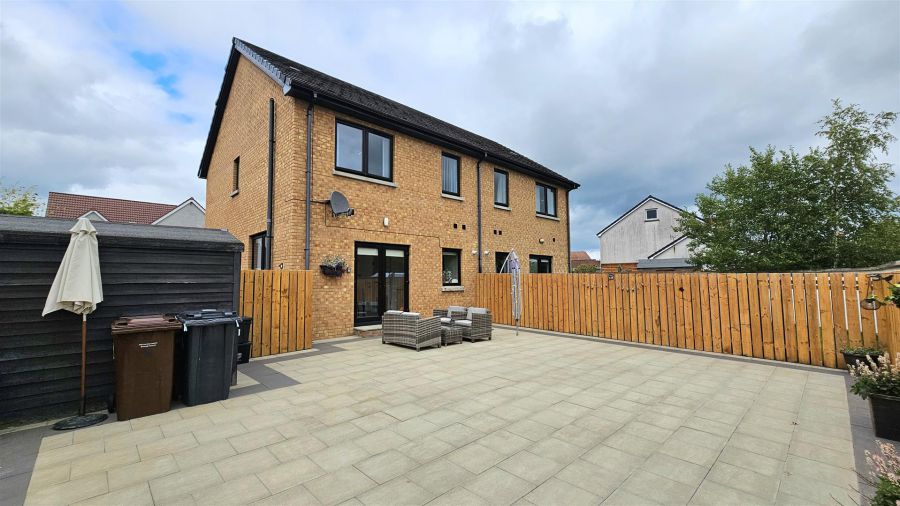 4 Bashford Drive