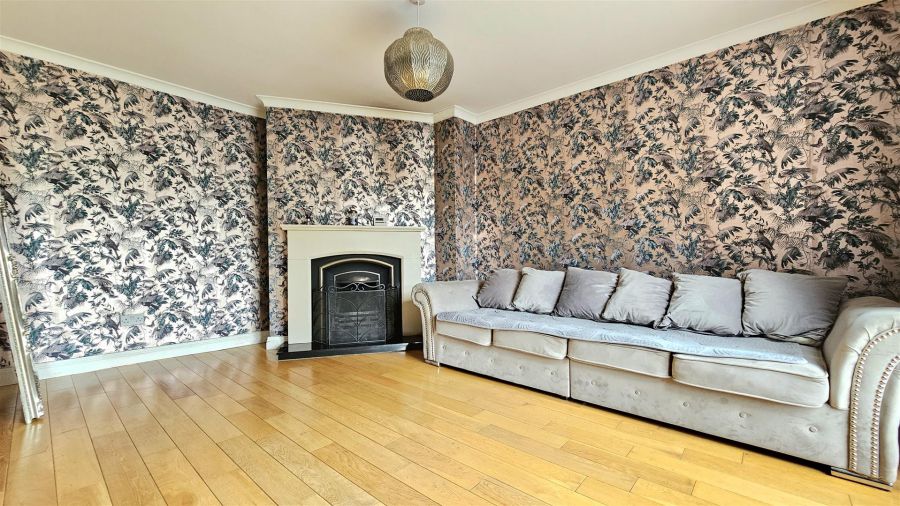 60 Loughview Village
