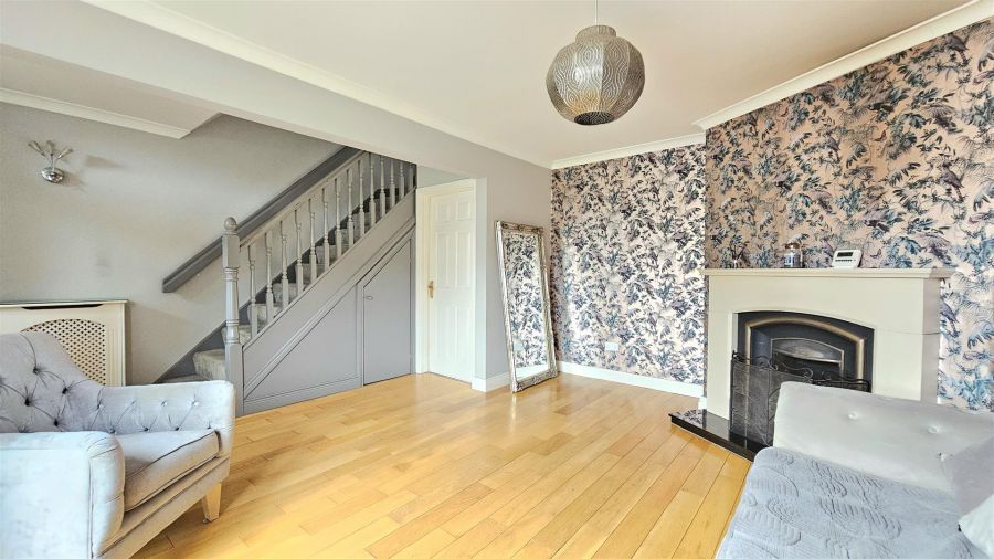 60 Loughview Village