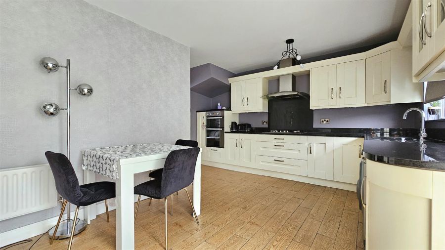 60 Loughview Village