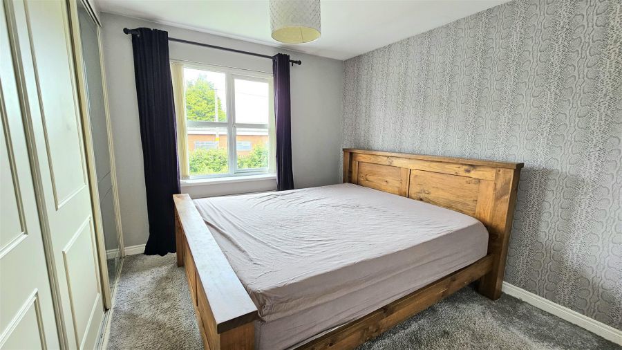 60 Loughview Village