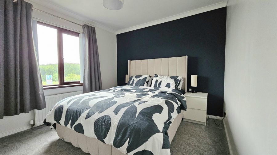 6 Bessfield Close