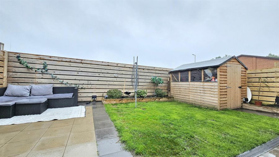 6 Bessfield Close