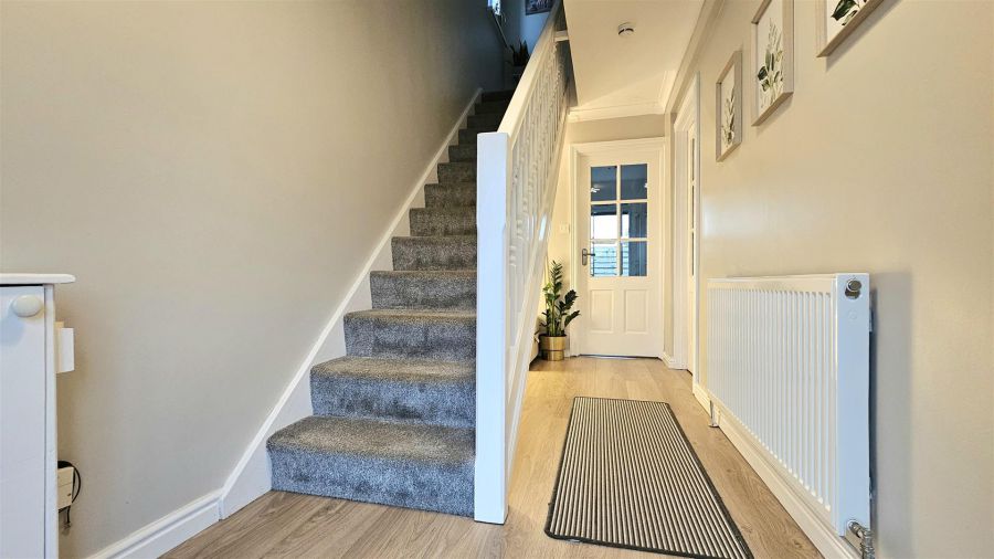 6 Bessfield Close