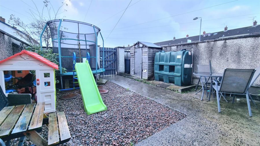 26 Whinfield Walk