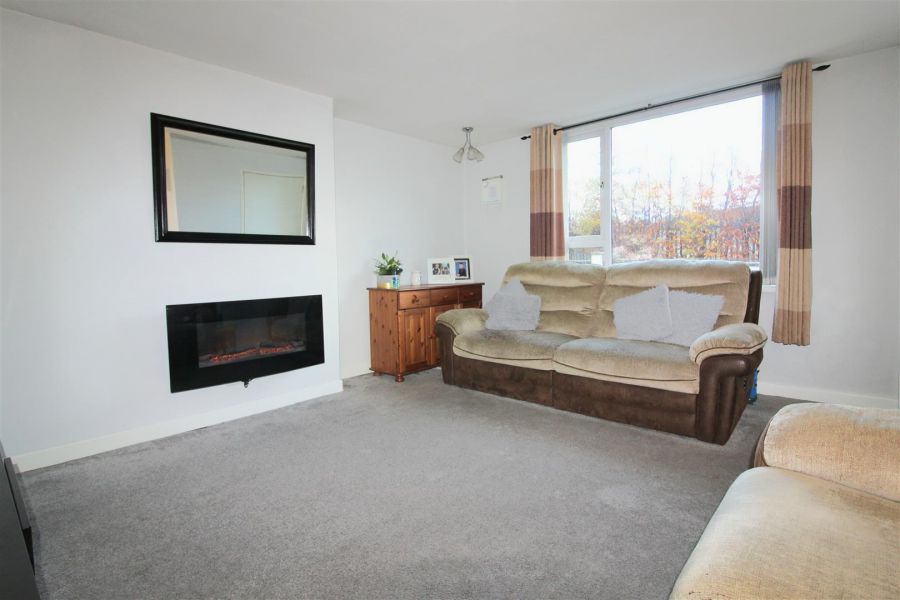 26 Whinfield Walk