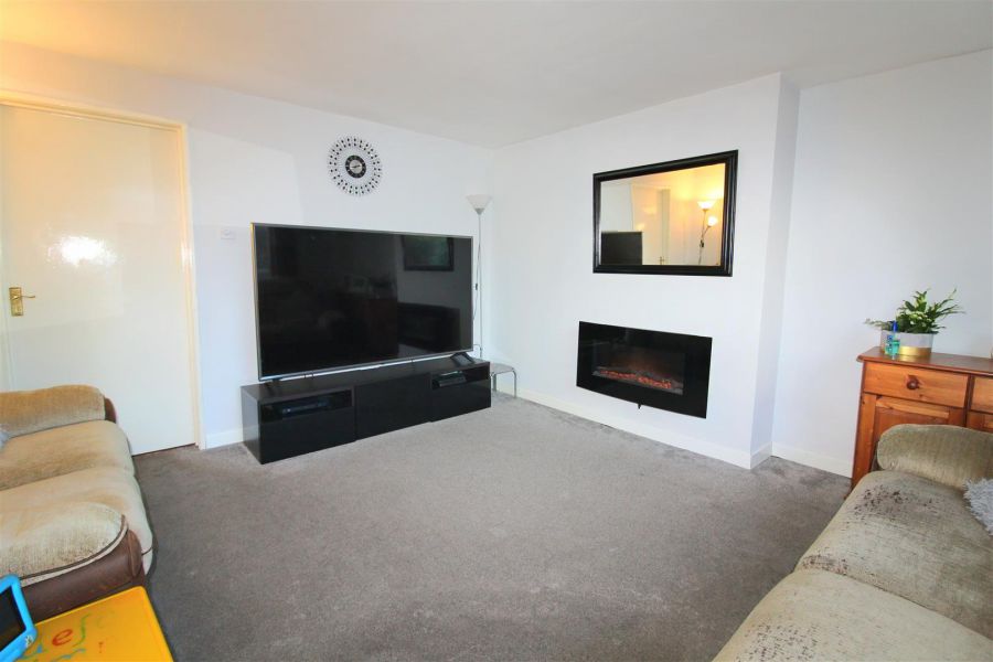 26 Whinfield Walk