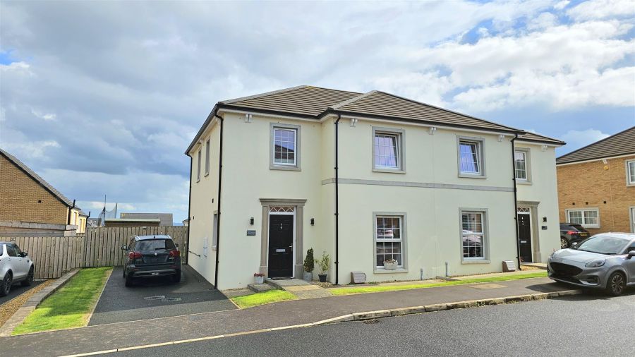 22 Bashford Park Hill,carrickfergus, BT38 9FG