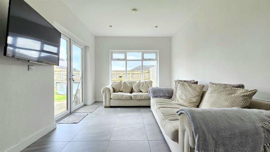 22 Bashford Park Hill