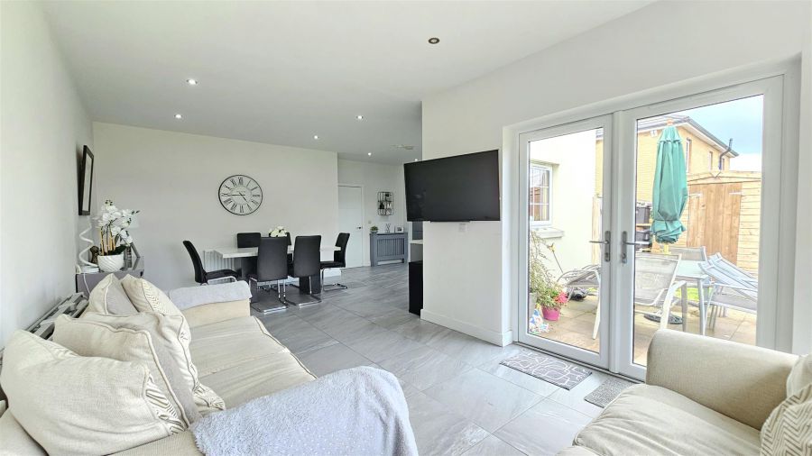 22 Bashford Park Hill
