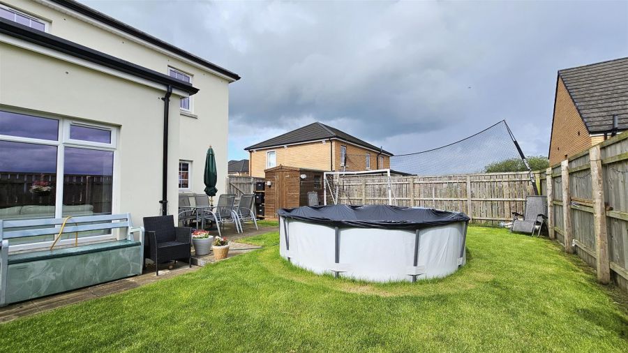 22 Bashford Park Hill