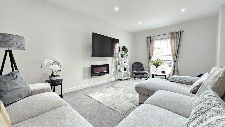 22 Bashford Park Hill