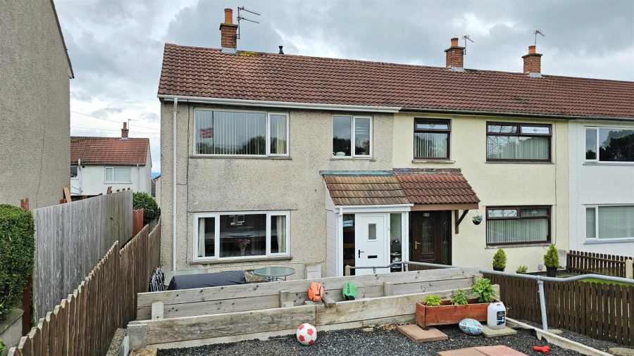 38 Oakwood Road