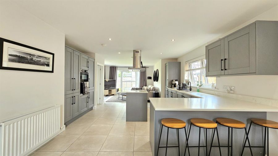 25 Bashford Park Hill