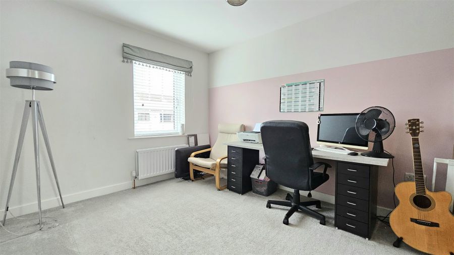 25 Bashford Park Hill