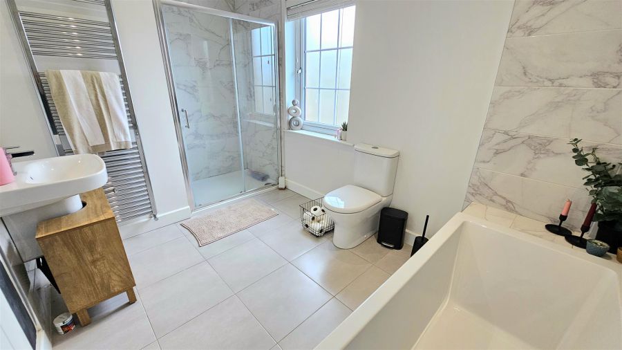 25 Bashford Park Hill