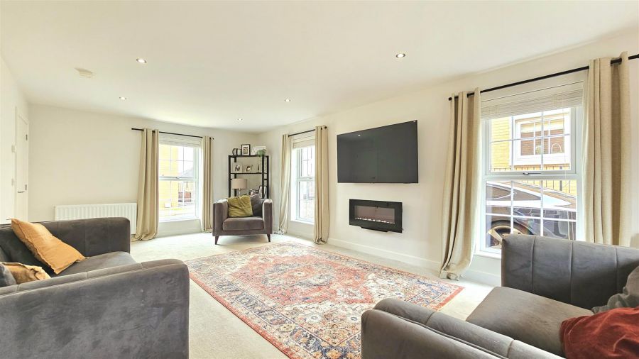 25 Bashford Park Hill