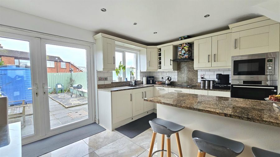 34 Dromore Road