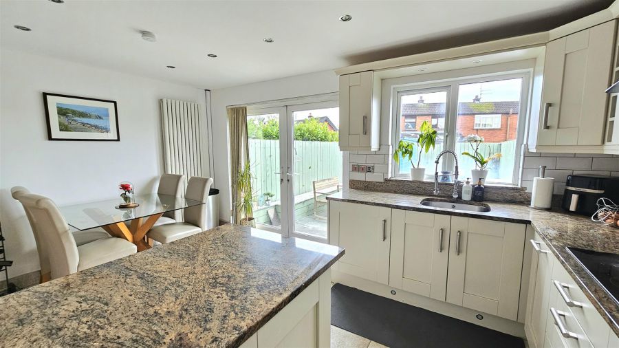 34 Dromore Road