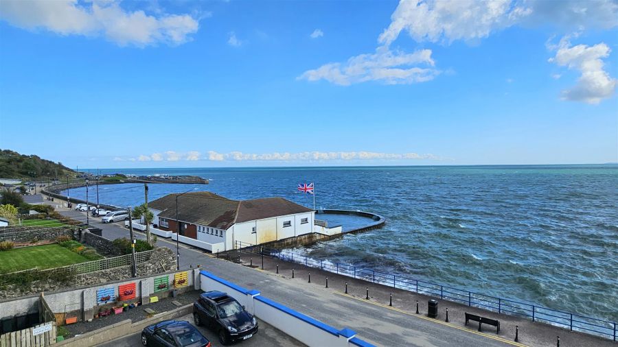 Apt 6 Oceanview 31 Marine Parade
