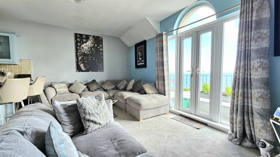 Apt 6 Oceanview 31 Marine Parade Apt 6 Oceanview 31 Marine Parade