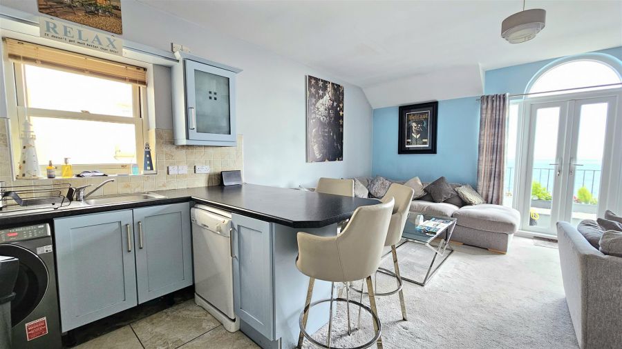 Apt 6 Oceanview 31 Marine Parade Apt 6 Oceanview 31 Marine Parade
