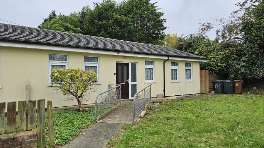 13 Taylors Avenue