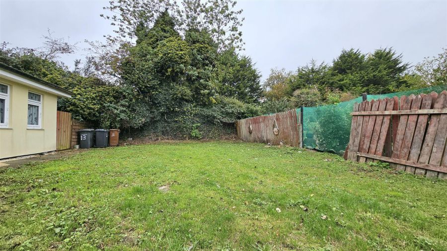 13 Taylors Avenue