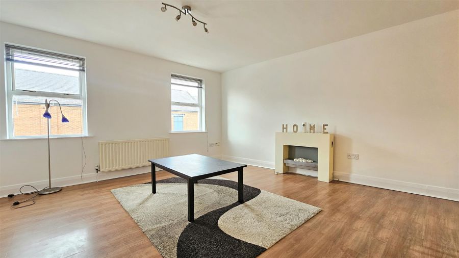 6 Lancasterian Court 6 Lancasterian Court