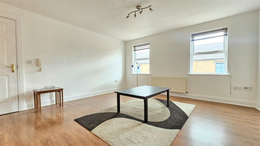 6 Lancasterian Court