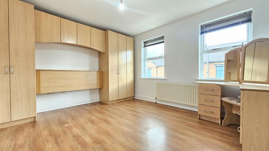 6 Lancasterian Court