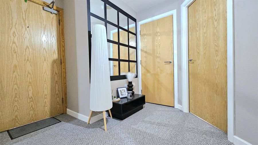 Apt 3, The Old School House Lancasterian Street