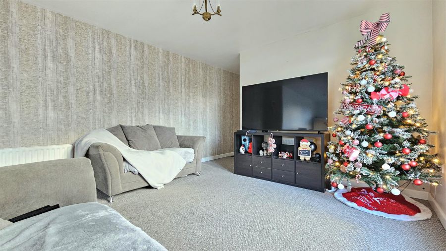 Apt 3, The Old School House Lancasterian Street