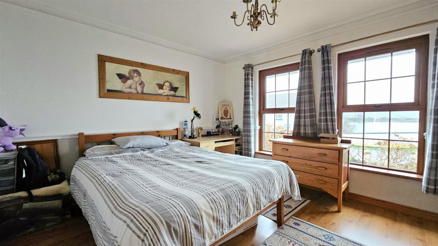 Mill Cottage, 75 Millbay Road