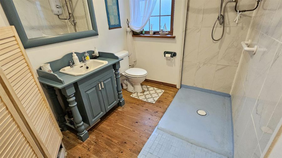 Mill Cottage, 75 Millbay Road