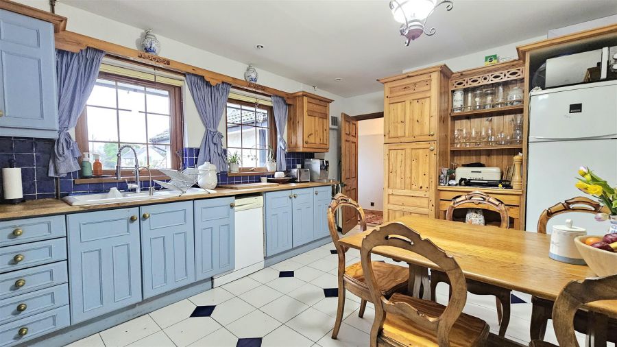 Mill Cottage, 75 Millbay Road