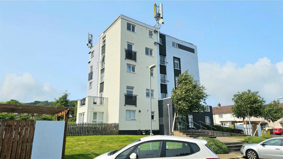 2I Knocksallagh Green