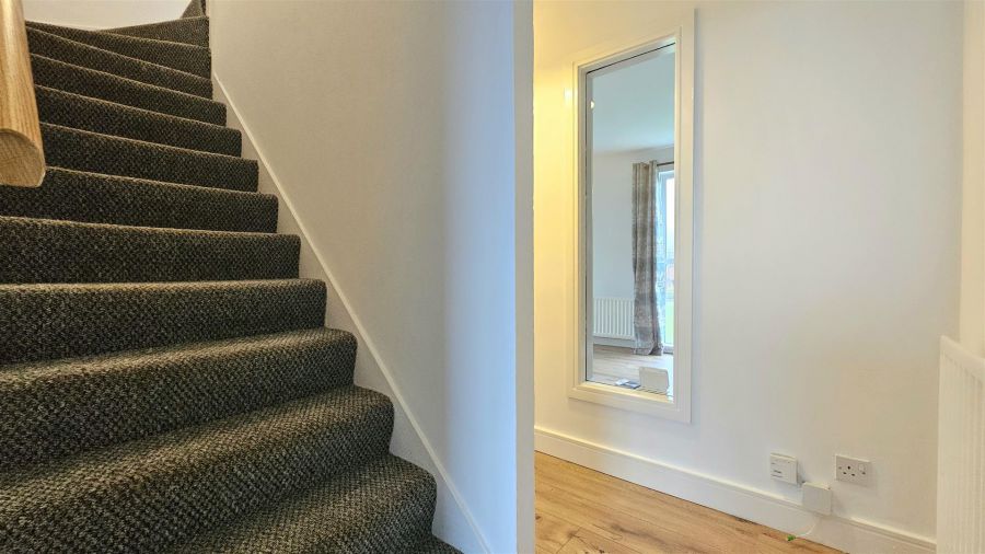 2I Knocksallagh Green