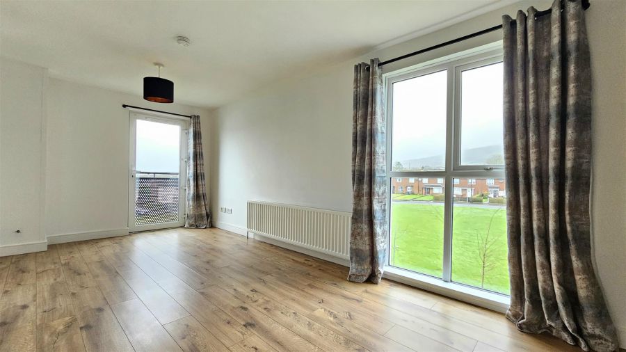 2I Knocksallagh Green