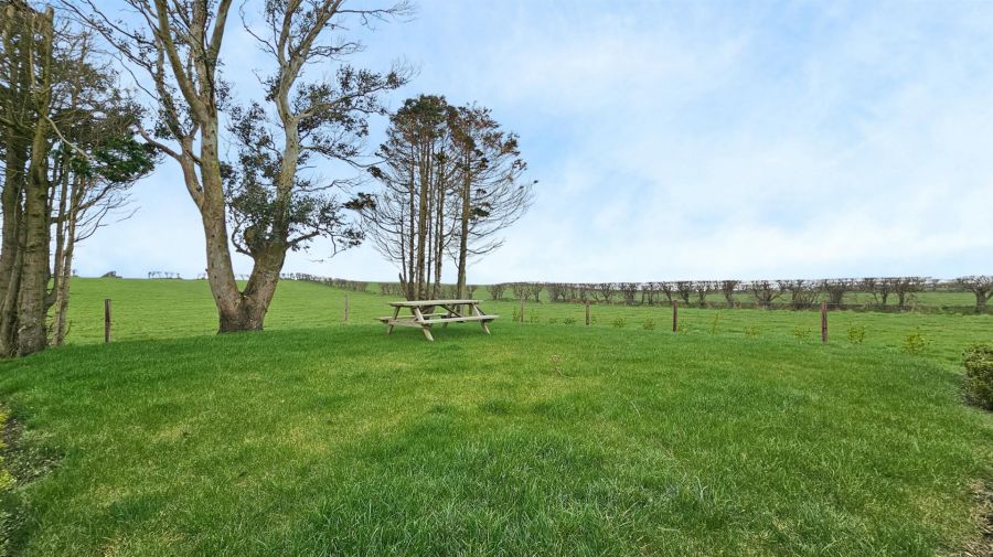 'Robin Cottage' 196 Middle Road