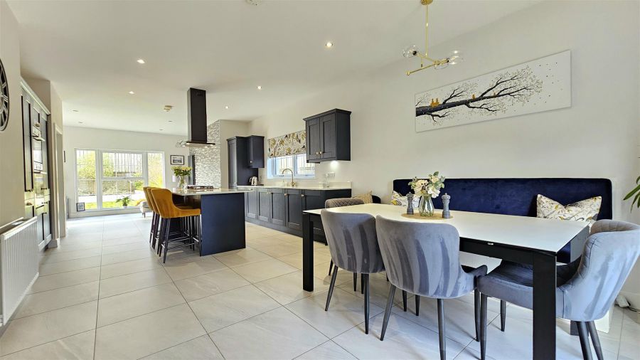 12 Bashford Park Hill