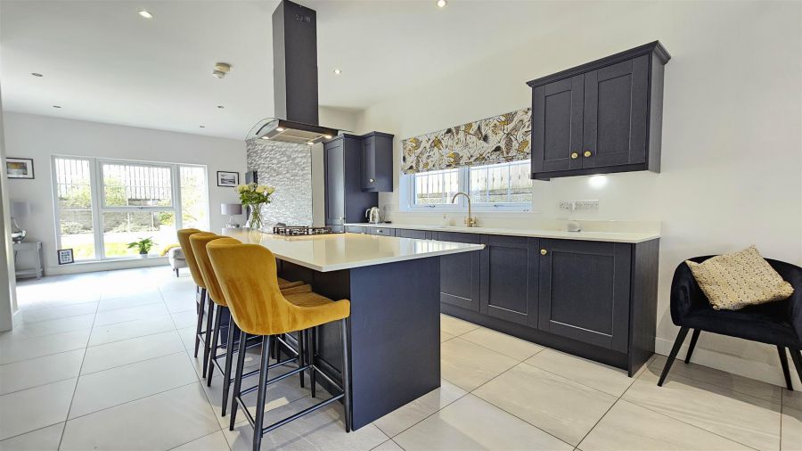 12 Bashford Park Hill