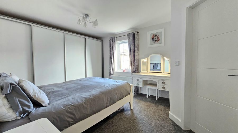 12 Bashford Park Hill