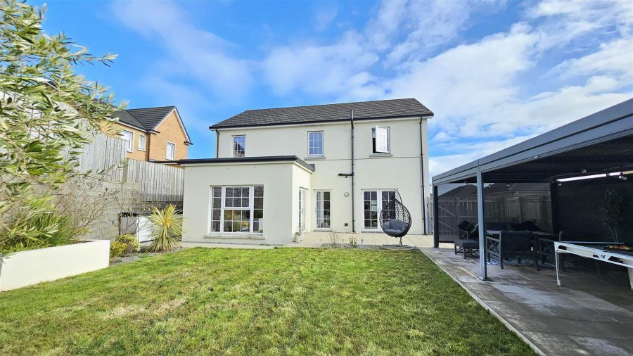 12 Bashford Park Hill