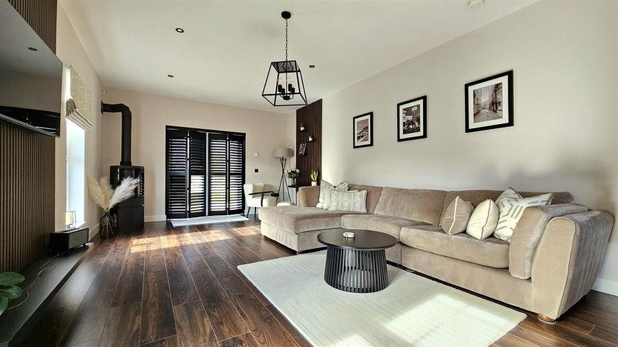 12 Bashford Park Hill