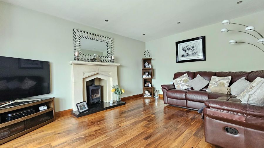 2 Sandringham Park