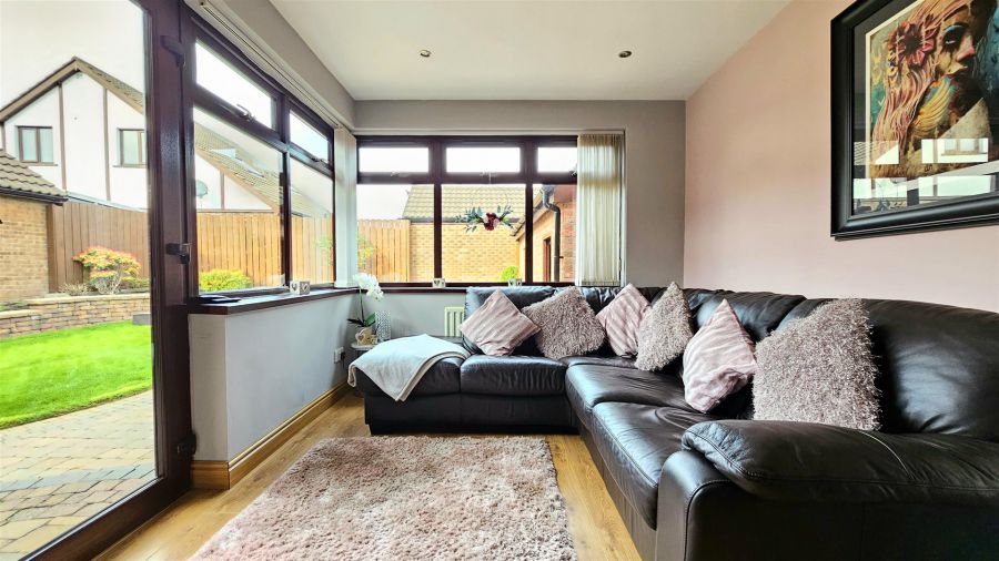 2 Sandringham Park