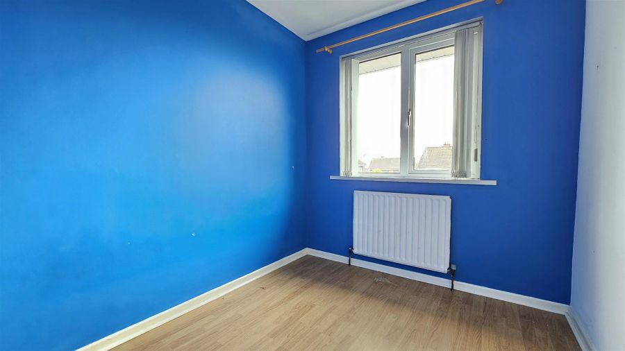 10 Castleburn Avenue