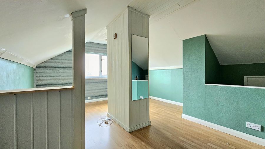 10 Castleburn Avenue