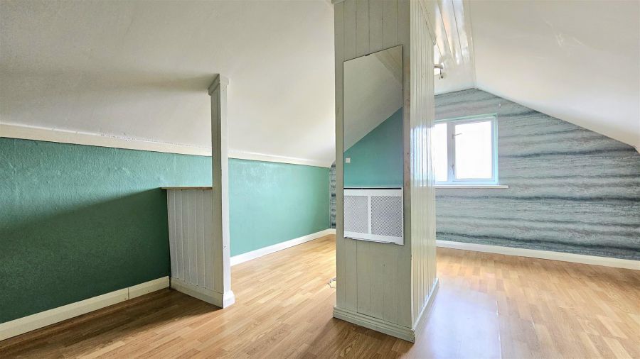 10 Castleburn Avenue